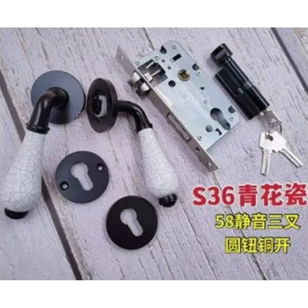 18-6-NLF,Chinese Size Lock ,Chinese Size Lock Aluminium Rosette Lock Set,Black,Aluminium,,Chinese Door Lock,With 58mm Slince Mortise Lock Body, 70mm Chinese Cylinder Key Knob 3 Computer Keys70mm*29mm,18-6-NLF