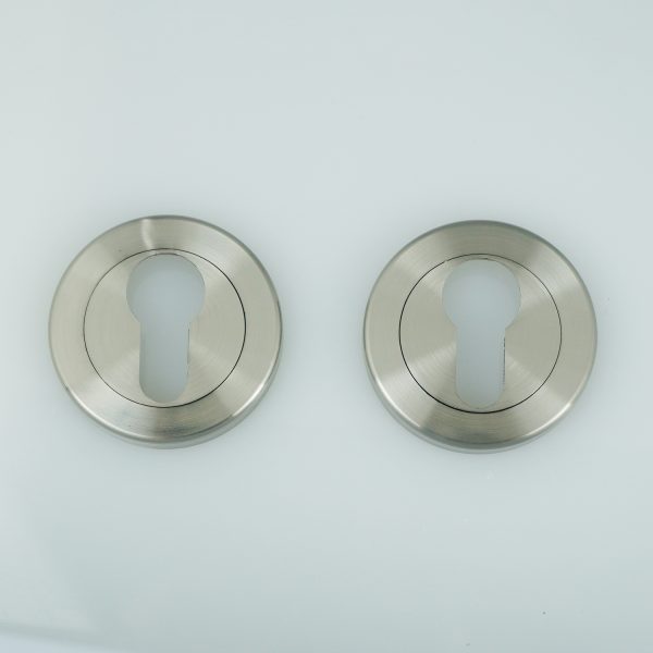 Zinc Cylinder Escutcheon 
Satin Nickel