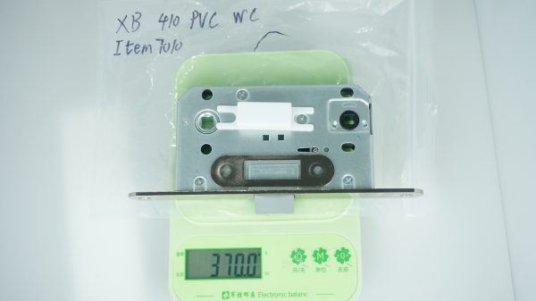XB 9650PVC(410AGB) MIDDLE LATCH Bathroom Lock Body,
Satin Nickel - Image 3