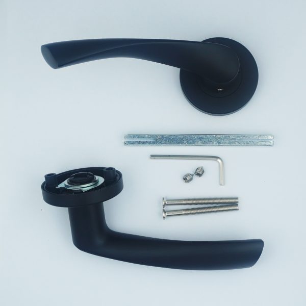 A156 Aluminium handle zinc rosette,
Black，
2 B2B screw holes M5,
Hole distance 38mm,
right handle open